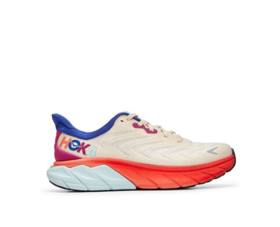 Hoka Arahi 6 Short Bread Fiesta